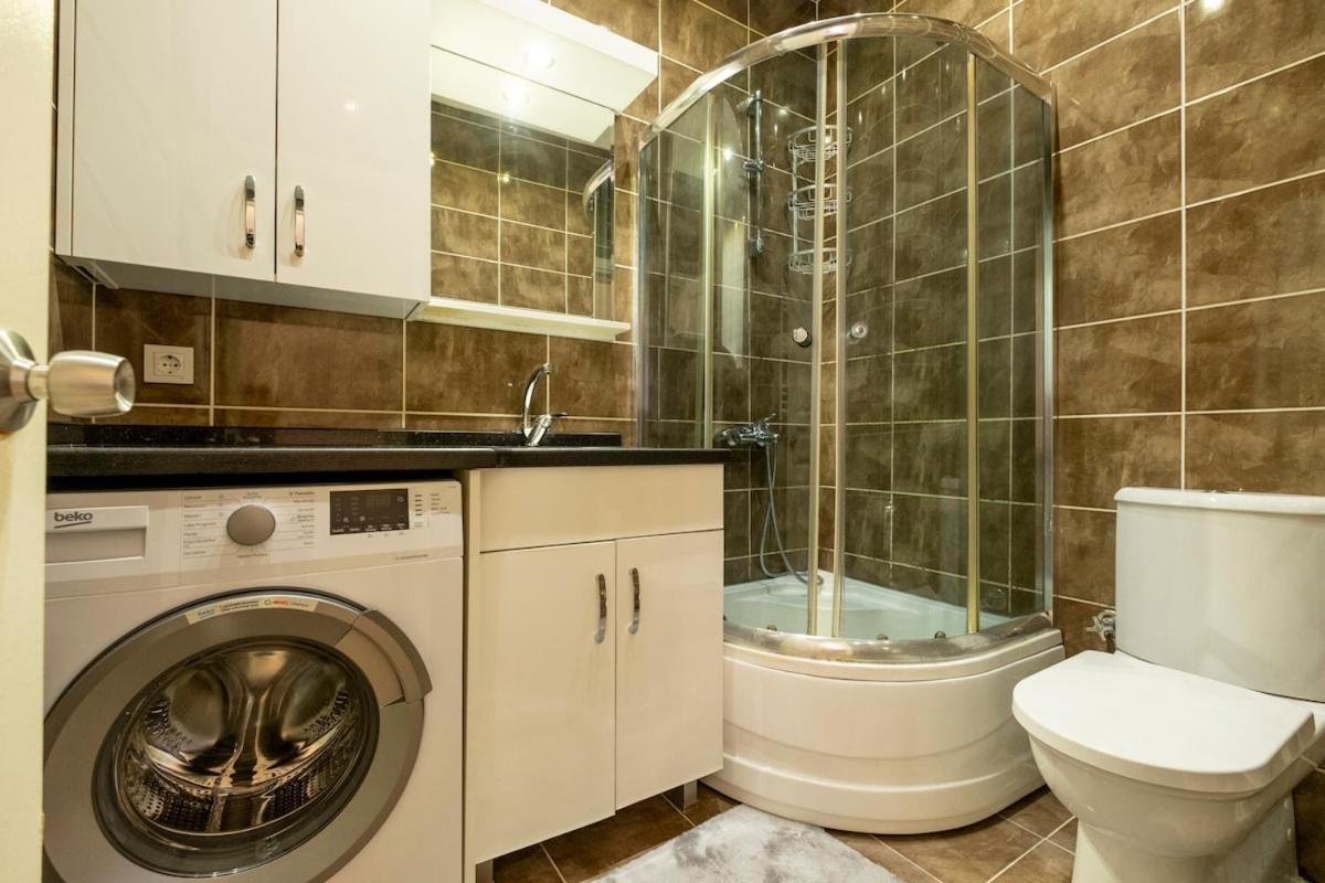 3-bedroom With High Ceiling Daire İstanbul