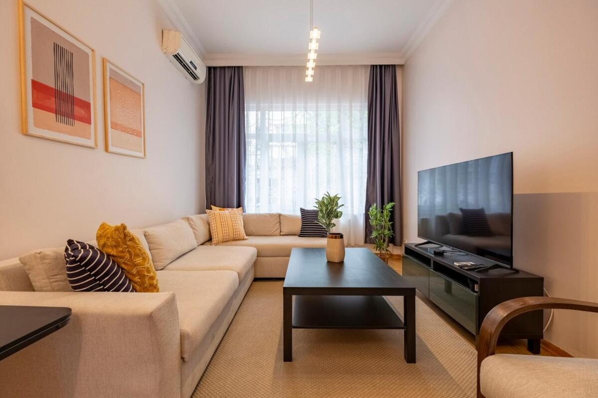 3-bedroom With High Ceiling * İstanbul